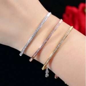 Glamorous Single and Diamonds Row Zircon Bracelet Online