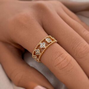 Open Adjustable Ring with Rose Gold Geometric Design - Chic and Versatile Ring