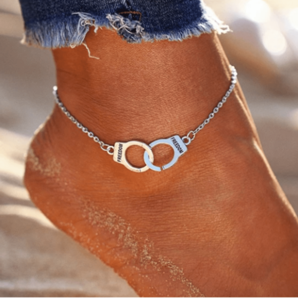 Fashionable Handcuff Beach Anklets - Perfect for Summer