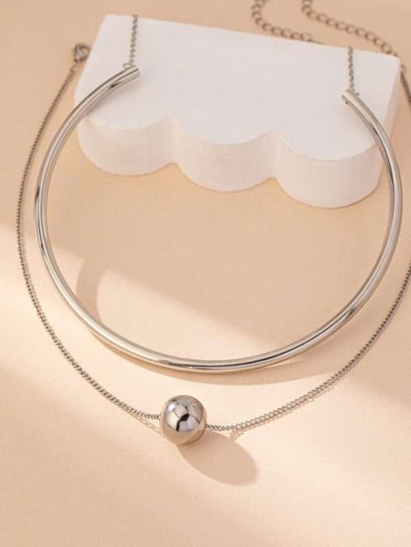 Discount Necklaces: Rotating Sunflower Necklace & Daisy Collar Chain
